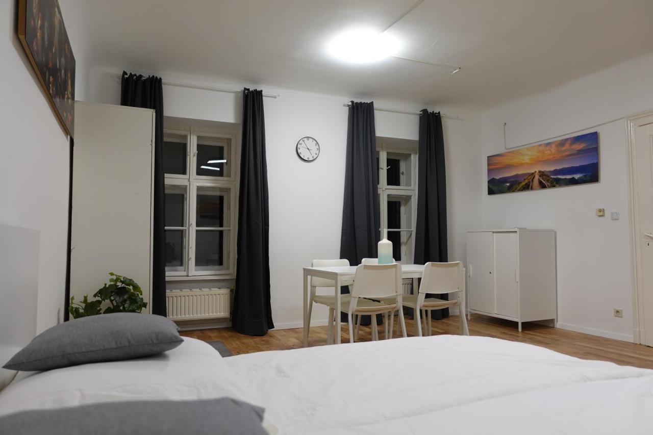 Comfortable Apartment In Central Vienna Exterior photo