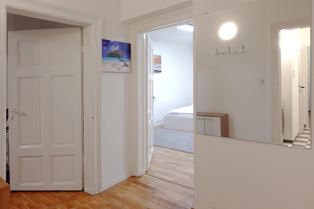 Comfortable Apartment In Central Vienna Exterior photo